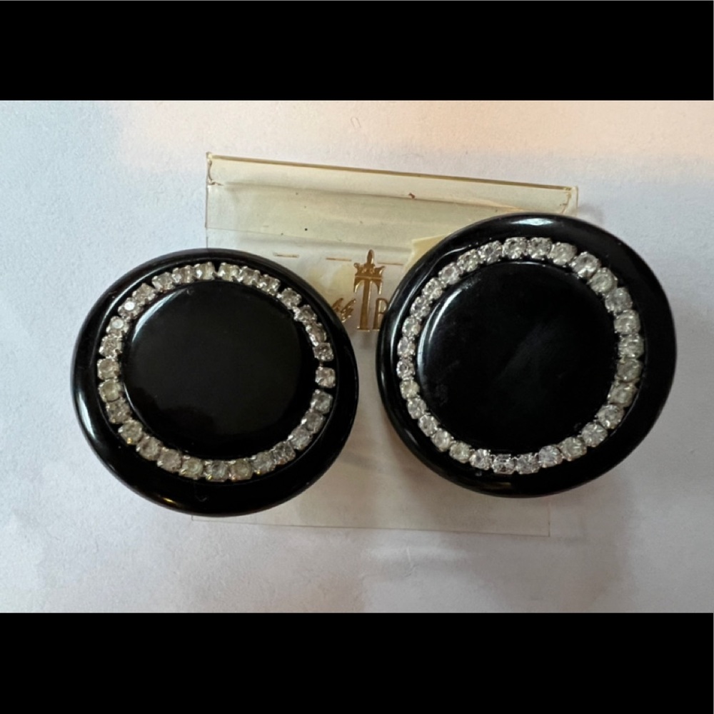 Trifari Vintage Round Black Earrings